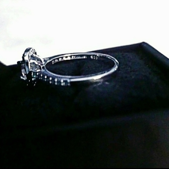 Diamond Pave Halo setting Cubic Zirconia Sterling Silver Engagement Ring Sz 8 - Picture 6 of 8